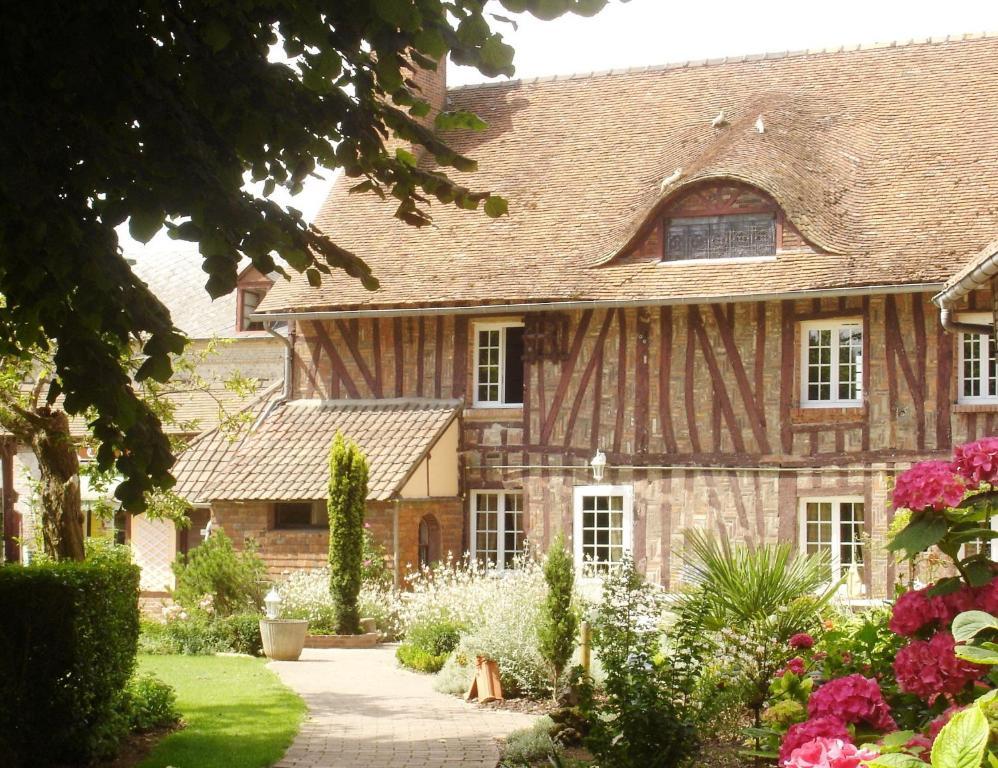 Auberge Du Clos Normand Hotel Martin-Eglise Exterior photo