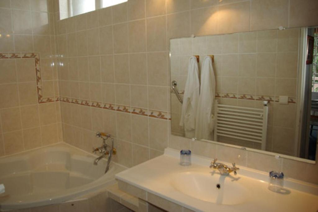 Auberge Du Clos Normand Hotel Martin-Eglise Room photo